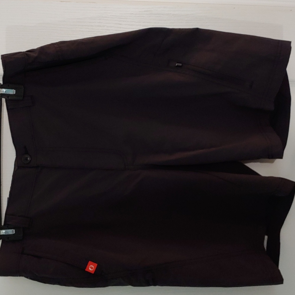 Men's Hiking Shorts, Water repellent. Sz L. NWT